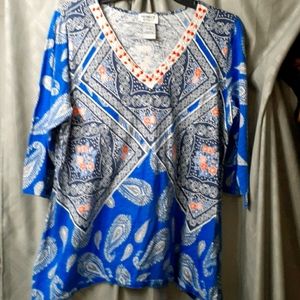 Monroe and Main extra large women's blouse